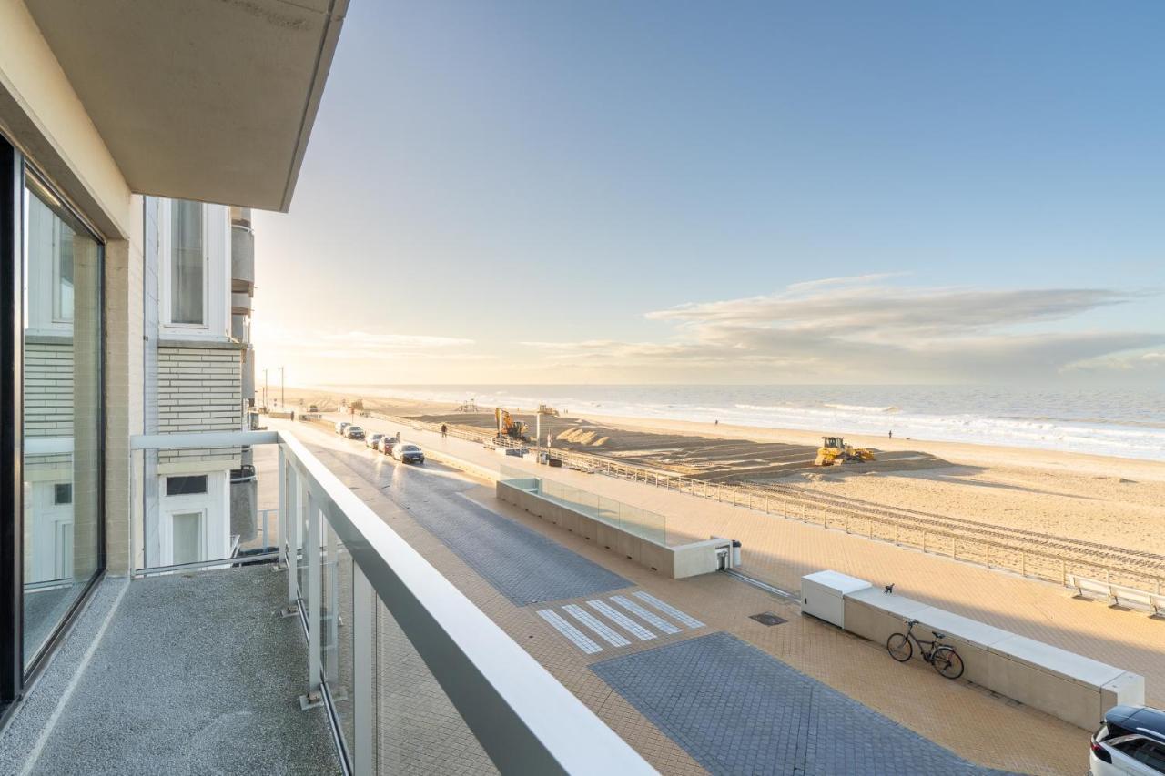 Een dijk van een appartement - Puur vakantie Oostende Buitenkant foto