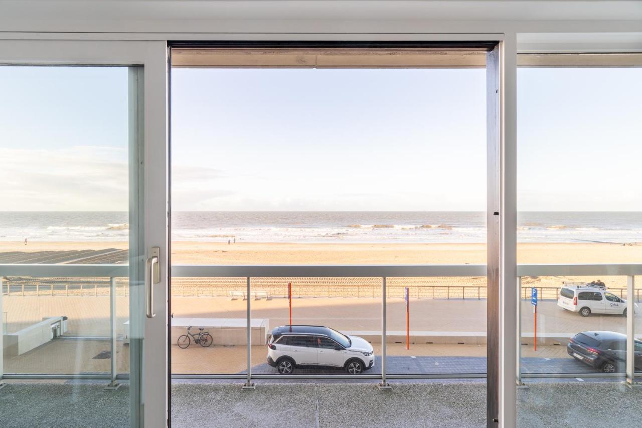 Een dijk van een appartement - Puur vakantie Oostende Buitenkant foto